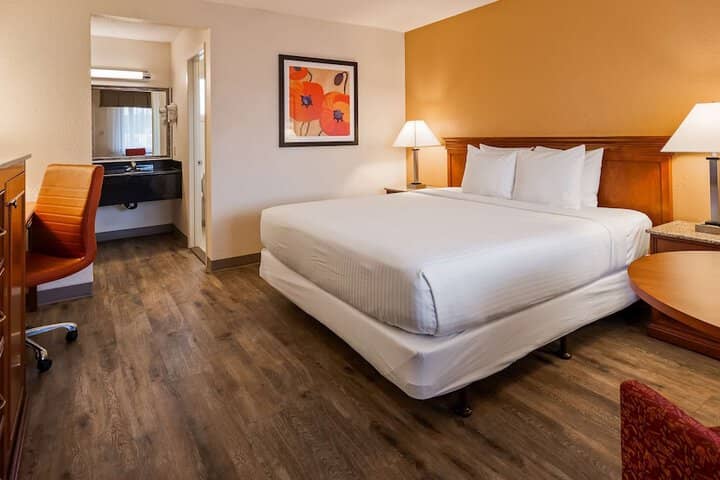 Room 7 of 29